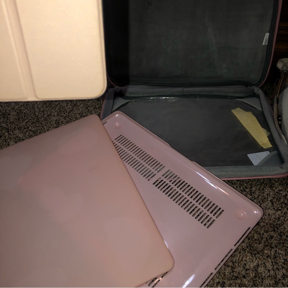MacBook Pro case
